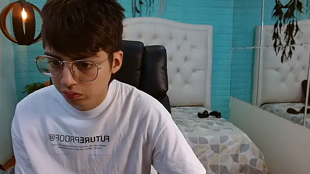 Snapshot of jhoellx chatting on October 19, 2025, 1:03 pm jhoellx online show from October 19, 2025, 1:03 pm