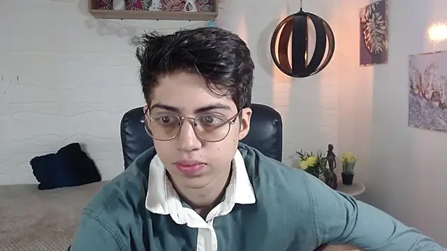 jhoellx online show from January 28, 2025, 12:43 pm
