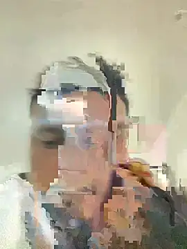 Snapshot of Cristian_099 chatting on July 13, 2026, 3:11 pm Cristian 099 online show from July 13, 2026, 3:11 pm