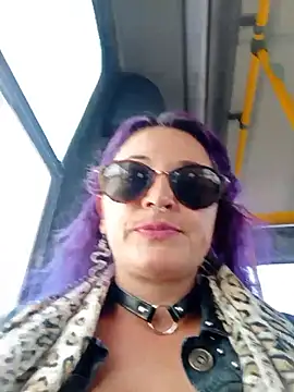 sophie banger online show from November 20, 2025, 7:25 pm