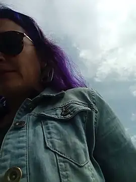 Snapshot of sophie_banger chatting on October 12, 2025, 6:09 pm sophie banger online show from October 12, 2025, 6:09 pm