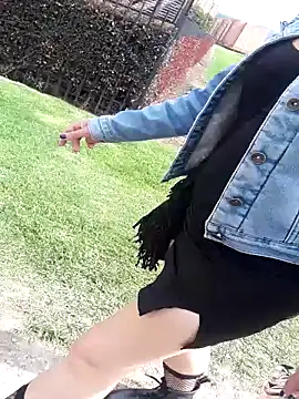 Snapshot of sophie_banger chatting on October 25, 2025, 7:36 pm sophie banger online show from October 25, 2025, 7:36 pm