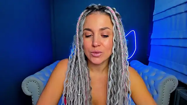 rock n roxy online show from November 5, 2025, 1:20 am