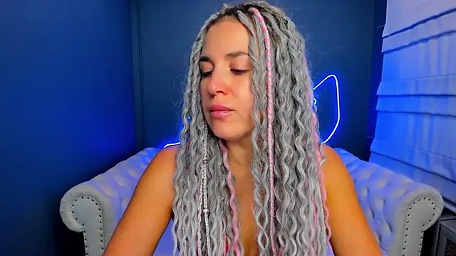 Snapshot of rock_n_roxy chatting on September 25, 2025, 1:22 am rock n roxy online show from September 25, 2025, 1:22 am