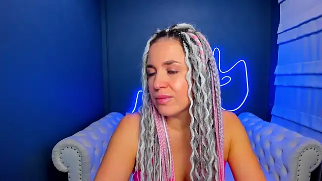 rock n roxy online show from November 23, 2025, 1:15 am