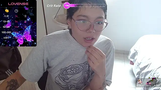 Snapshot of TRIXIE_TANG28 chatting on October 9, 2025, 3:12 pm TRIXIE TANG28 online show from October 9, 2025, 3:12 pm