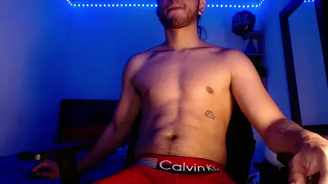 maxximus 100 online show from February 21, 2025, 9:32 pm