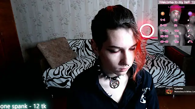 Snapshot of Miya_Wey_ chatting on January 24, 2025, 1:03 pm Miya Wey online show from January 24, 2025, 1:03 pm