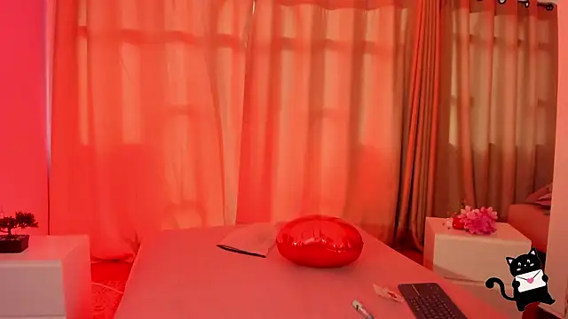 ZoeHarris online show from February 14, 2026, 8:20 pm