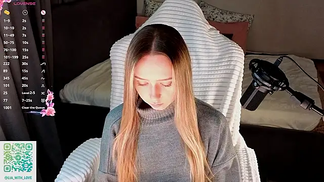 HollisBeckett online show from February 17, 2026, 3:15 am