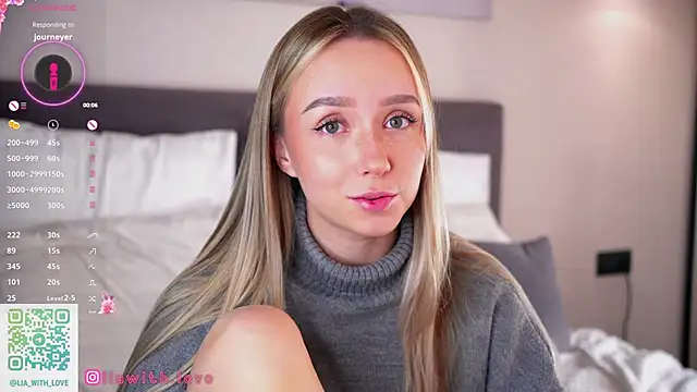 Snapshot of HollisBeckett chatting on September 30, 2025, 1:22 am HollisBeckett online show from September 30, 2025, 1:22 am