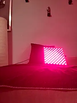 dickinyouto online show from March 19, 2025, 5:28 pm