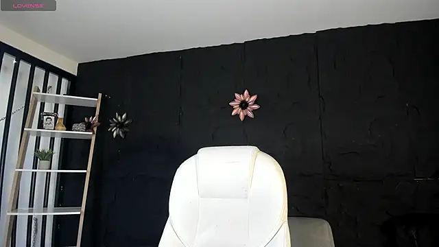 JackRibas  online show from November 11, 2025, 4:40 am