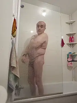 Snapshot of Bretoncool chatting on September 25, 2025, 11:05 am Bretoncool online show from September 25, 2025, 11:05 am