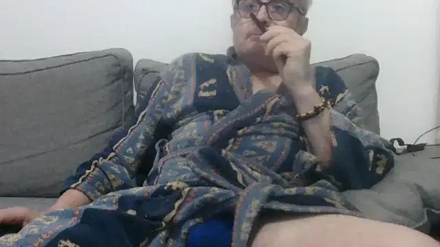 Snapshot of Bretoncool chatting on September 29, 2025, 6:09 am Bretoncool online show from September 29, 2025, 6:09 am