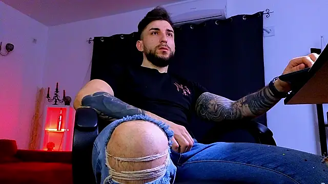 MightyAaron66 online show from February 25, 2026, 2:23 am