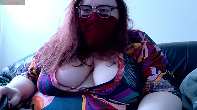 DoubleCherryBombXO online show from February 4, 2025, 5:55 pm