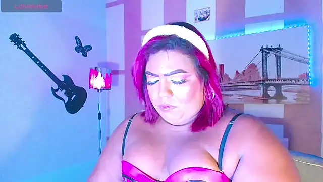 Snapshot of OpraxBellinda chatting on October 14, 2025, 1:17 am OpraxBellinda online show from October 14, 2025, 1:17 am