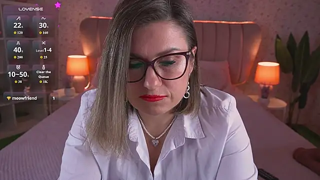 Snapshot of KiraRoxx chatting on February 4, 2026, 6:58 pm KiraRoxx online show from February 4, 2026, 6:58 pm