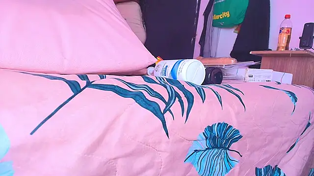 Snapshot of kata_hazel chatting on October 4, 2025, 7:15 pm kata hazel online show from October 4, 2025, 7:15 pm