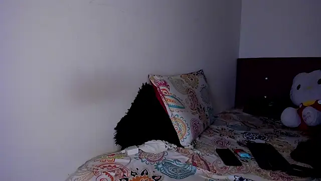 HeellBoy  online show from February 12, 2026, 9:31 am