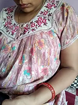 Snapshot of samitasharma chatting on September 21, 2025, 5:45 am samitasharma online show from September 21, 2025, 5:45 am