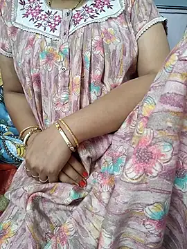 Snapshot of samitasharma chatting on October 27, 2025, 12:22 am samitasharma online show from October 27, 2025, 12:22 am