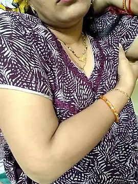 Snapshot of samitasharma chatting on September 29, 2025, 2:34 pm samitasharma online show from September 29, 2025, 2:34 pm