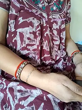 Snapshot of samitasharma chatting on February 25, 2026, 5:29 am samitasharma online show from February 25, 2026, 5:29 am