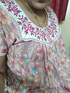 Snapshot of samitasharma chatting on September 28, 2025, 6:42 am samitasharma online show from September 28, 2025, 6:42 am