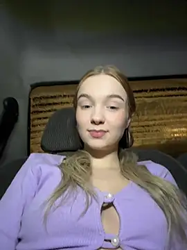Baby Tiny online show from January 5, 2025, 4:59 pm