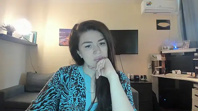 SofiaBells online show from July 28, 2026, 8:33 am