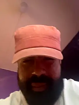 Snapshot of Lyon_vach chatting on October 18, 2025, 7:38 pm Lyon vach online show from October 18, 2025, 7:38 pm