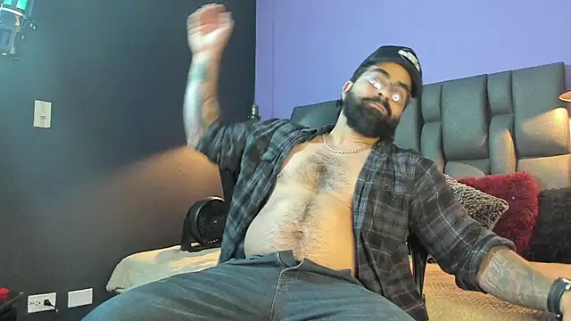 Snapshot of Lyon_vach chatting on October 23, 2025, 1:48 am Lyon vach online show from October 23, 2025, 1:48 am