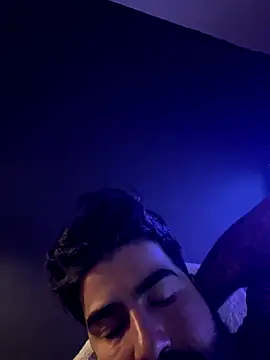 Snapshot of Lyon_vach chatting on October 14, 2025, 7:47 pm Lyon vach online show from October 14, 2025, 7:47 pm