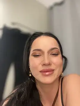 Snapshot of Roxana-Sexy chatting on February 11, 2026, 5:51 am Roxana-Sexy online show from February 11, 2026, 5:51 am