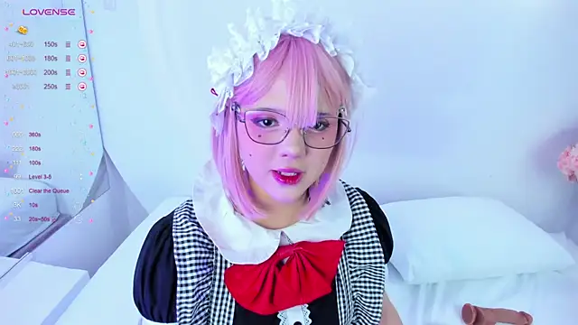 Snapshot of NanaOsaky chatting on February 6, 2025, 3:31 pm NanaOsaky online show from February 6, 2025, 3:31 pm