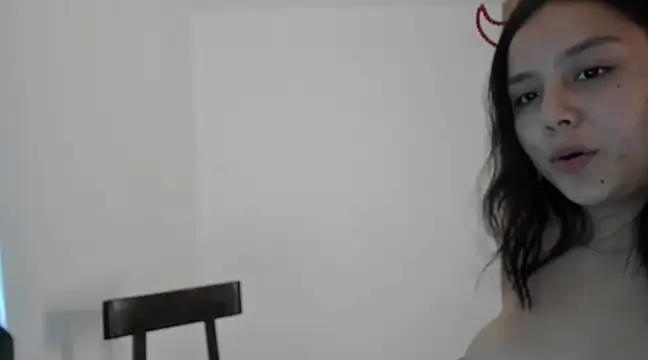 sofiar-69 online show from March 6, 2025, 9:09 pm