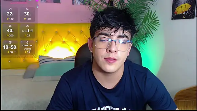 nolan twink1 online show from January 22, 2025, 8:49 pm