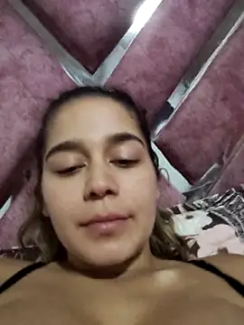 Snapshot of LaurenWelly_ chatting on March 2, 2025, 11:28 pm LaurenWelly online show from March 2, 2025, 11:28 pm
