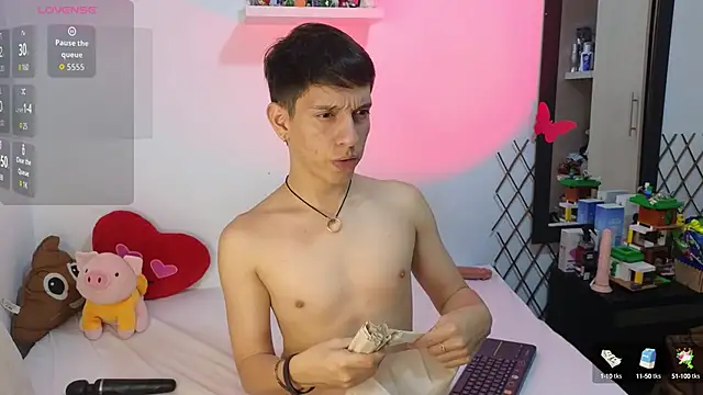 milky  boy  online show from October 6, 2025, 5:30 am