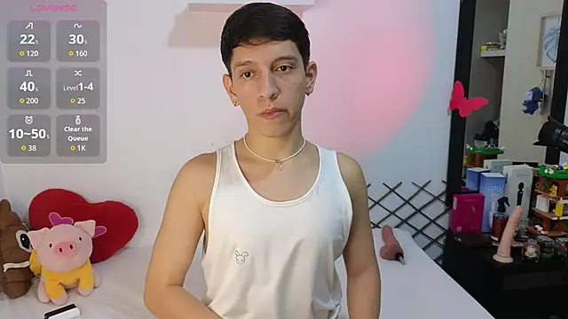 milky  boy  online show from January 15, 2026, 4:38 am