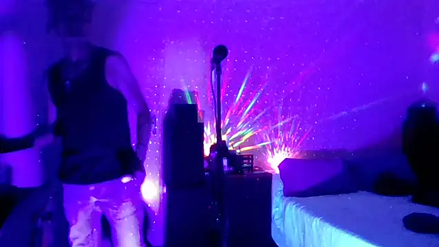 Snapshot of brunoguunot chatting on February 13, 2026, 7:47 pm brunoguunot online show from February 13, 2026, 7:47 pm