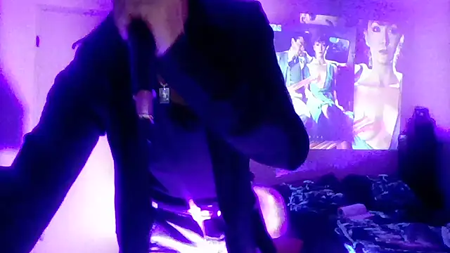 Snapshot of brunoguunot chatting on November 7, 2025, 9:41 pm brunoguunot online show from November 7, 2025, 9:41 pm