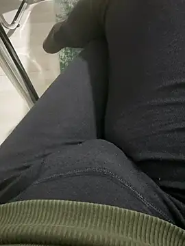 homidor online show from February 4, 2025, 10:34 pm