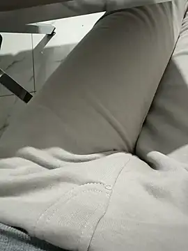 homidor online show from January 4, 2025, 9:41 pm