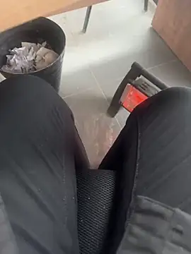 homidor online show from February 13, 2025, 1:26 pm