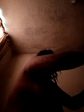 CORALINE GREYM online show from October 23, 2025, 1:54 pm