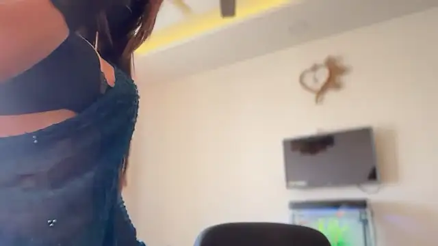 Snapshot of Hotty-Sana chatting on February 6, 2026, 5:14 am Hotty-Sana online show from February 6, 2026, 5:14 am