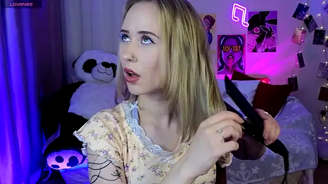 Snapshot of SashaBrooks chatting on October 24, 2025, 6:07 pm SashaBrooks online show from October 24, 2025, 6:07 pm